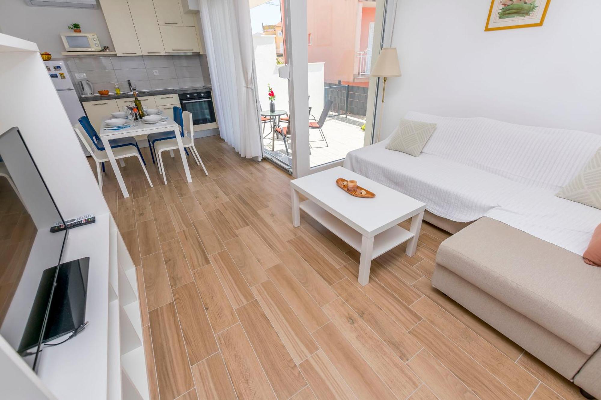 Apartments Tonka Примоштен Номер фото