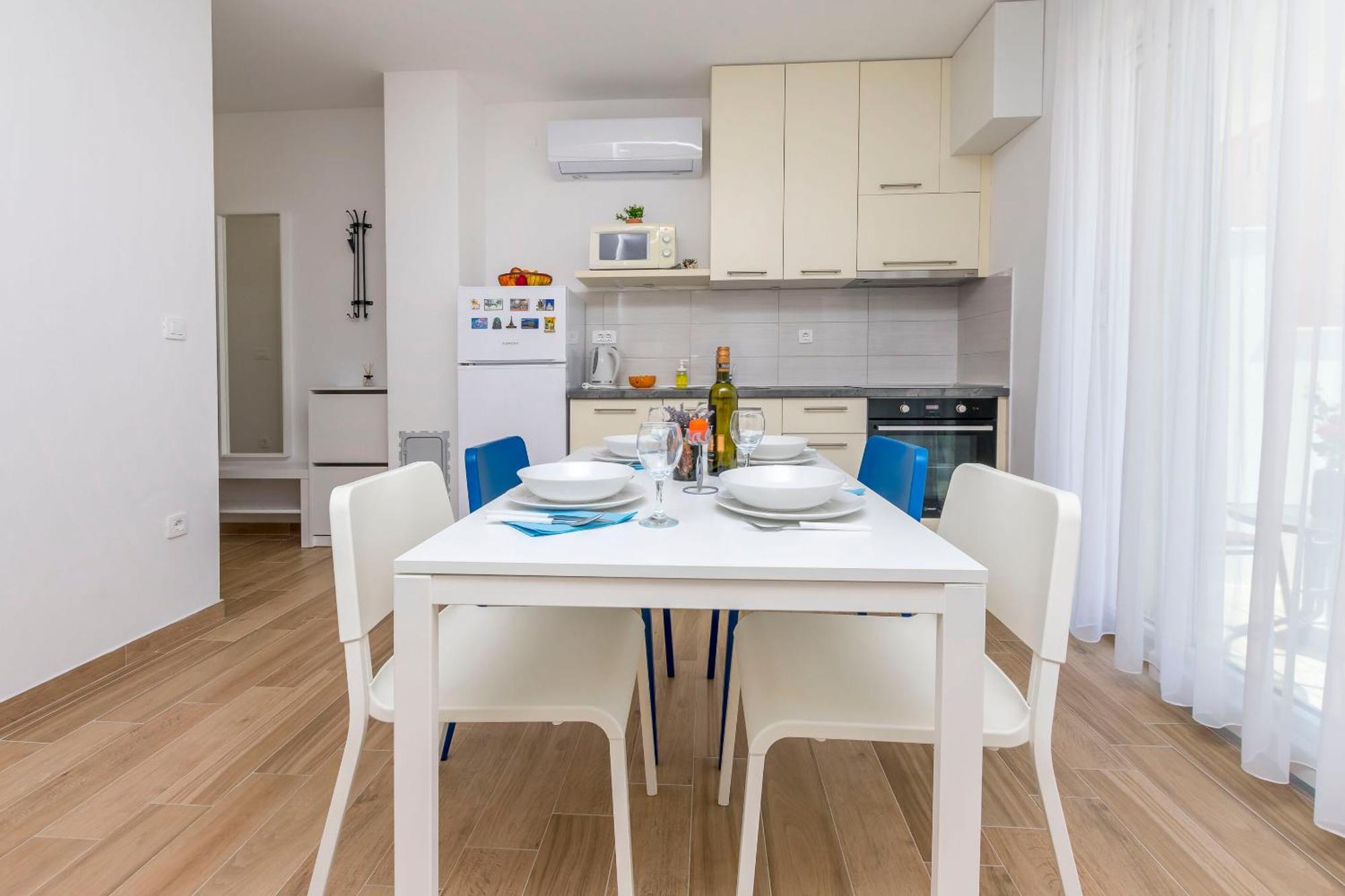 Apartments Tonka Примоштен Номер фото
